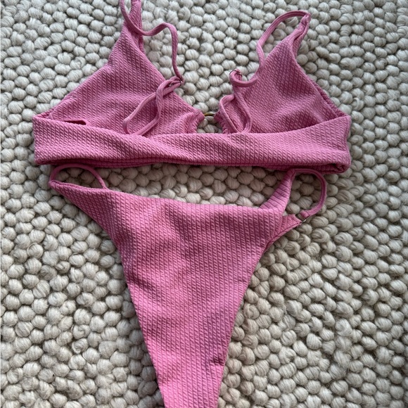 SHEIN Pink Ribbed Bikini Set - Picture 3 of 3